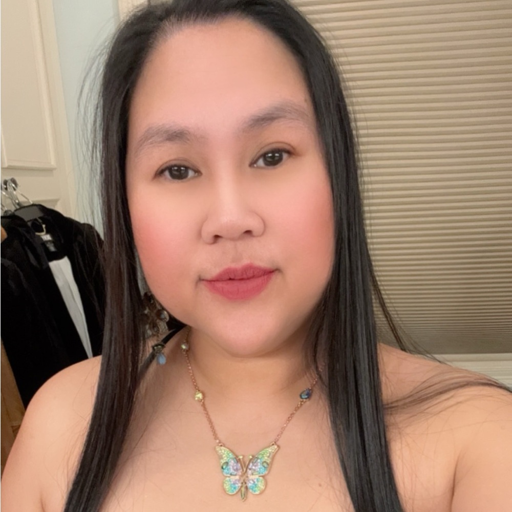 Meet your Posher, Beverly